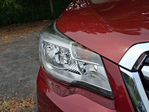Used 2017 Subaru Forester 2.5i Premium AWD/4WD image 13
