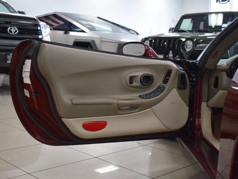 Used 2003 Chevrolet Corvette Convertible w/ Preferred Equipment Group1 image 25