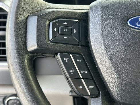 Used 2018 Ford F150 XLT image 25