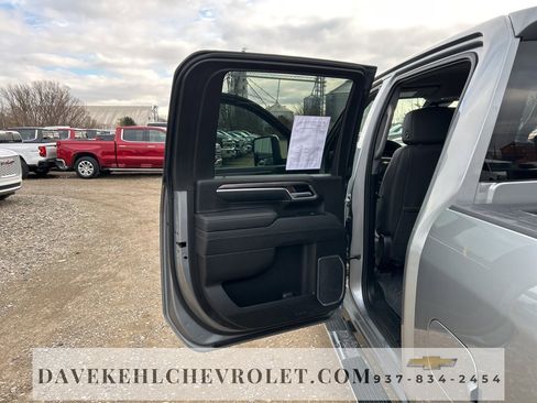 Used 2025 Chevrolet Silverado 3500 LTZ w/ LTZ Plus Package image 37