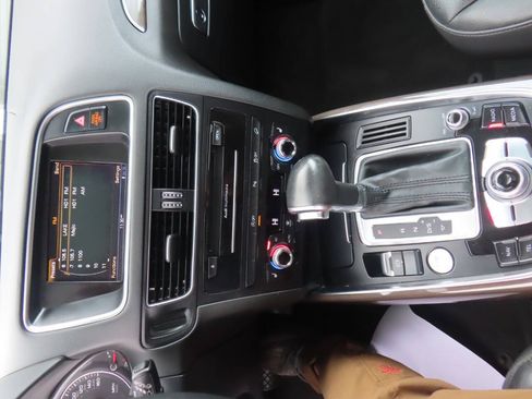 Used 2014 Audi Q5 3.0T Premium Plus AWD/4WD image 50