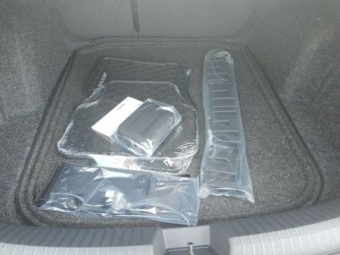 New 2025 Volkswagen Jetta Sport image 17