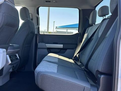 New 2026 Ford F250 XLT w/ FX4 Off-Road Package image 15