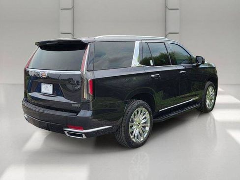 Certified 2023 Cadillac Escalade Premium Luxury AWD/4WD image 5