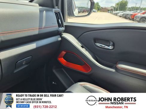 Certified 2025 Nissan Frontier PRO-4X w/ Pro Premium Package AWD/4WD image 8