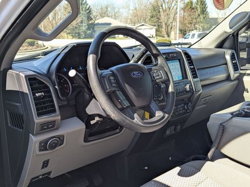 Used 2019 Ford F250 XLT w/ XLT Value Package image 9