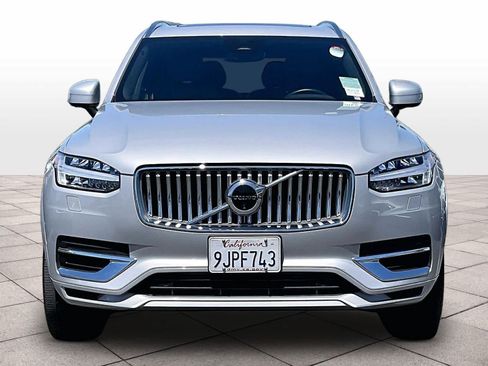 Used 2024 Volvo XC90 T8 Plus AWD/4WD image 3