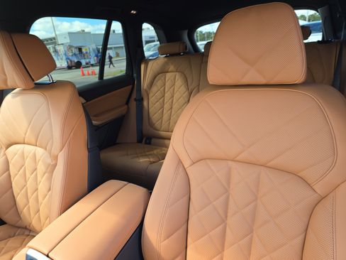 New 2026 BMW X5 xDrive50e w/ M Sport Package image 24