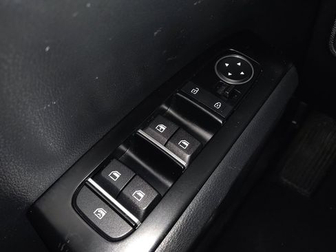 Used 2021 Kia Soul LX FWD image 27
