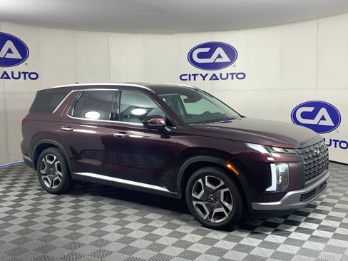 Used 2024 Hyundai Palisade SEL FWD image 1