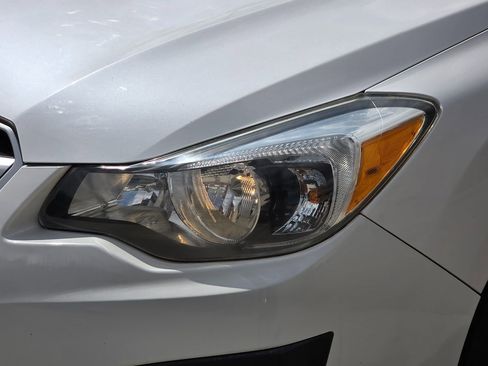 Used 2013 Subaru Impreza 2.0i Sport Premium image 6