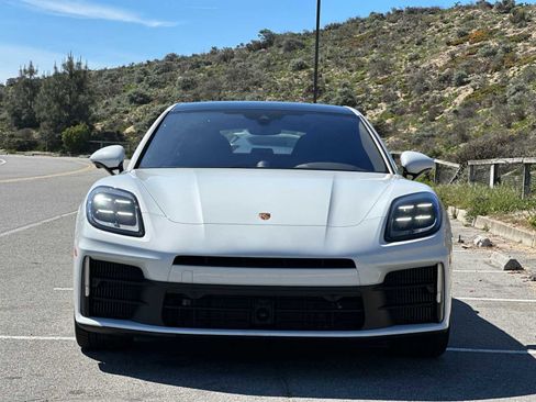 Used 2025 Porsche Panamera 4 image 11