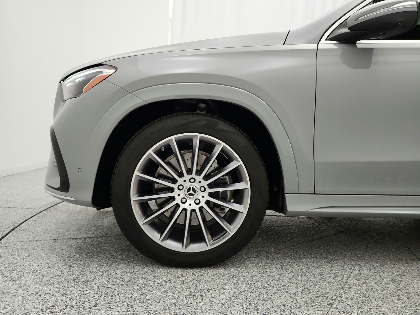 Used 2025 Mercedes-Benz GLE 450 4MATIC image 18