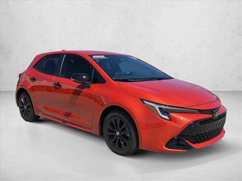 Certified 2024 Toyota Corolla SE w/ SE Package FWD image 3