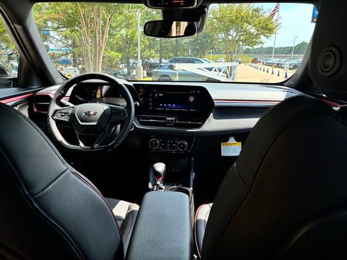 New 2026 Chevrolet TrailBlazer RS w/ Convenience Package image 19