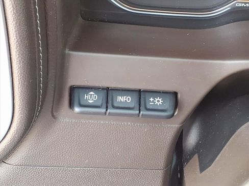 Used 2020 GMC Sierra 2500 SLT w/ SLT Premium Plus Package image 25