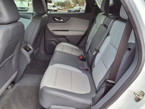 Used 2020 Chevrolet Blazer LT w/ Sound & Technology Package image 17