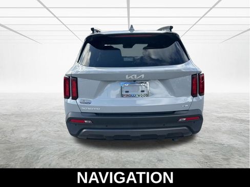 Used 2023 Kia Sorento X-Line EX image 6