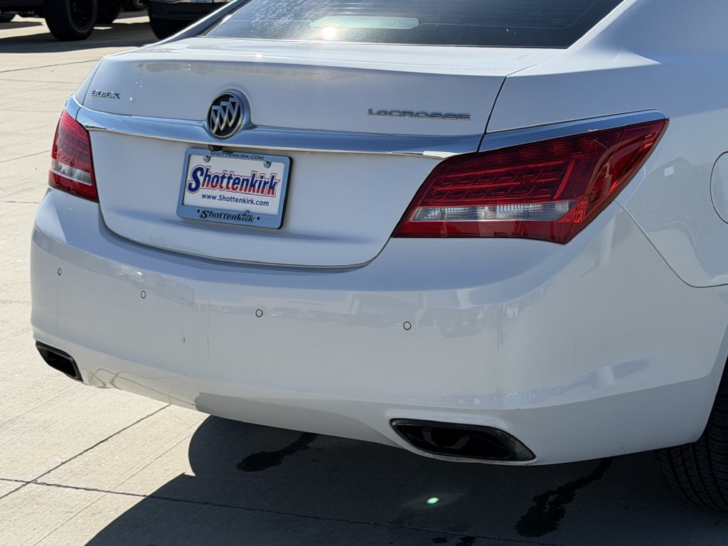 Used 2016 Buick LaCrosse Leather w/ Experience Buick Package FWD image 6