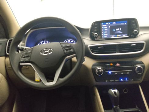 Used 2019 Hyundai Tucson Value FWD image 22