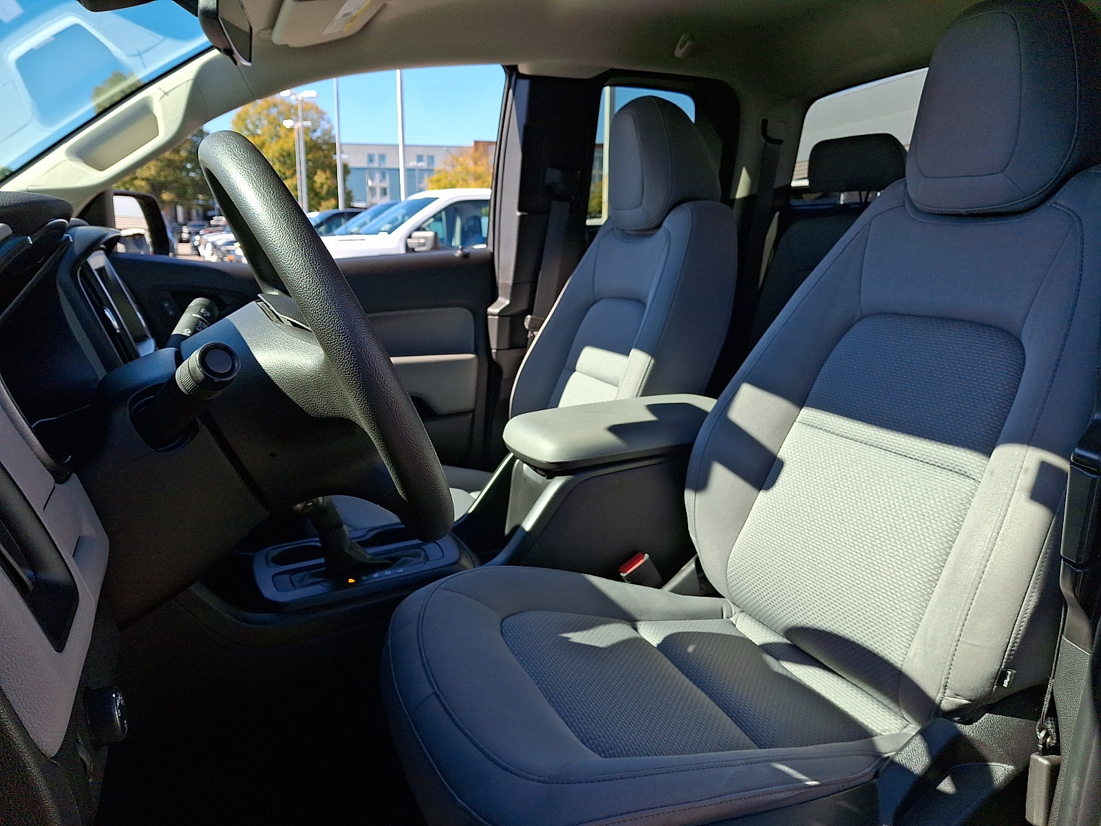 Used 2019 Chevrolet Colorado W/T w/ WT Convenience Package RWD image 18