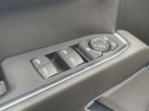 Used 2022 Chevrolet Silverado 1500 LT RWD image 15
