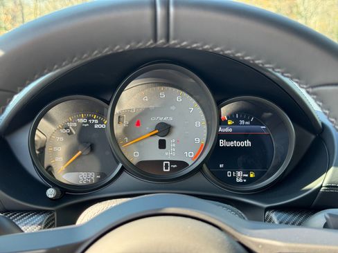 Used 2025 Porsche 718 Cayman GT4 RS image 42