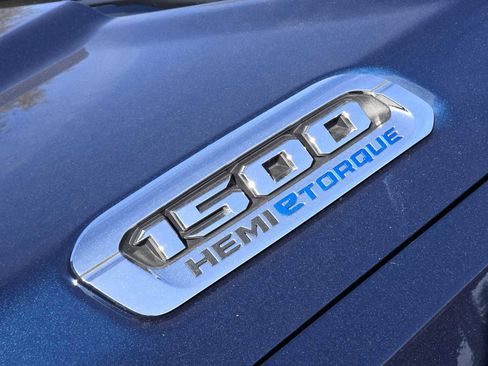 Used 2021 RAM 1500 Limited image 9