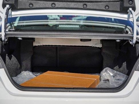 New 2026 Toyota Camry SE FWD image 11