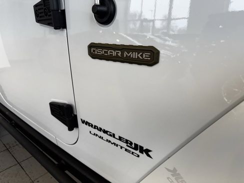 Used 2018 Jeep Wrangler Unlimited Sport image 30