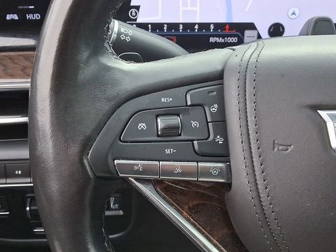 Used 2022 Cadillac Escalade Premium Luxury Platinum image 26