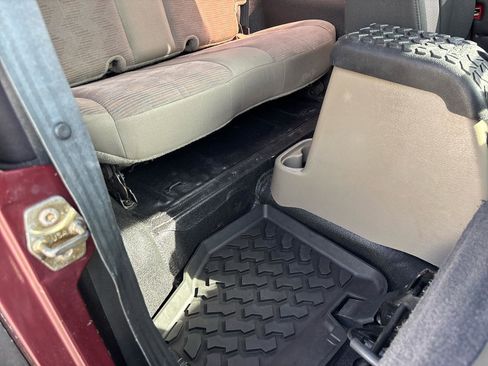 Used 2004 Jeep Wrangler Sport image 23