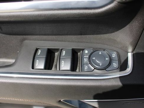 Used 2024 Chevrolet Silverado 3500 High Country w/ High Country Premium Package AWD/4WD image 39