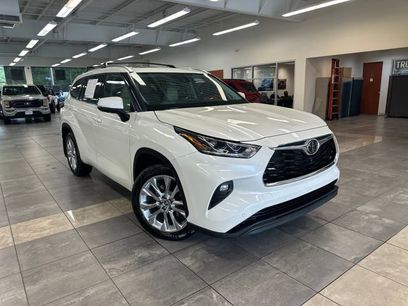 Used 2021 Toyota Highlander Limited