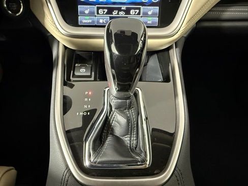 Used 2025 Subaru Outback Limited XT w/ Popular Package #2 image 23