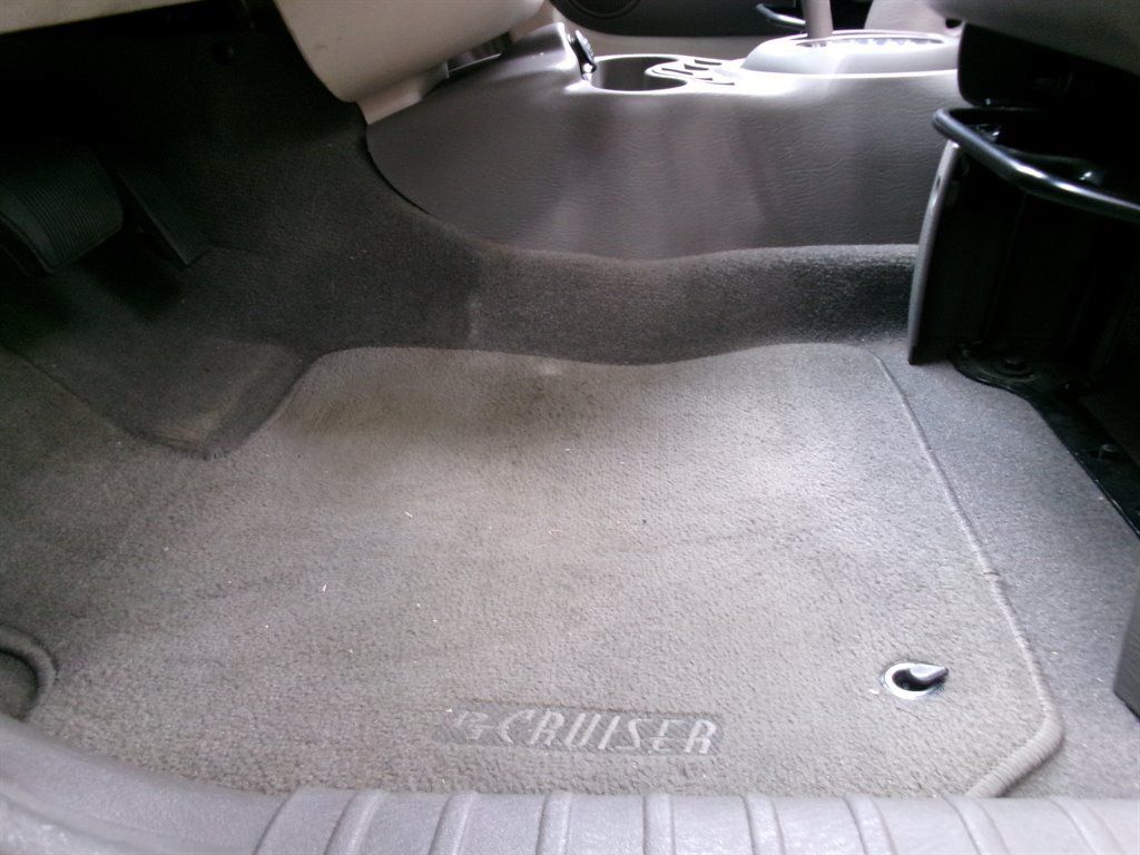 Used 2001 Chrysler PT Cruiser FWD image 13
