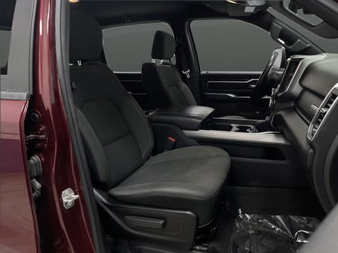 Used 2024 RAM 1500 Big Horn AWD/4WD image 28