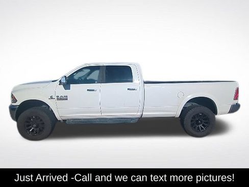Used 2018 RAM 2500 Laramie w/ Snow Chief Group AWD/4WD image 1