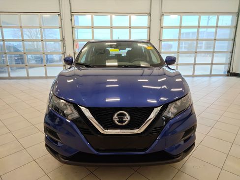 Used 2020 Nissan Rogue Sport S image 9