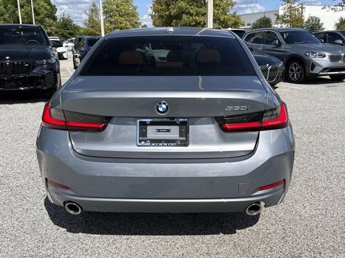 Used 2024 BMW 330i Sedan w/ Convenience Package RWD image 4