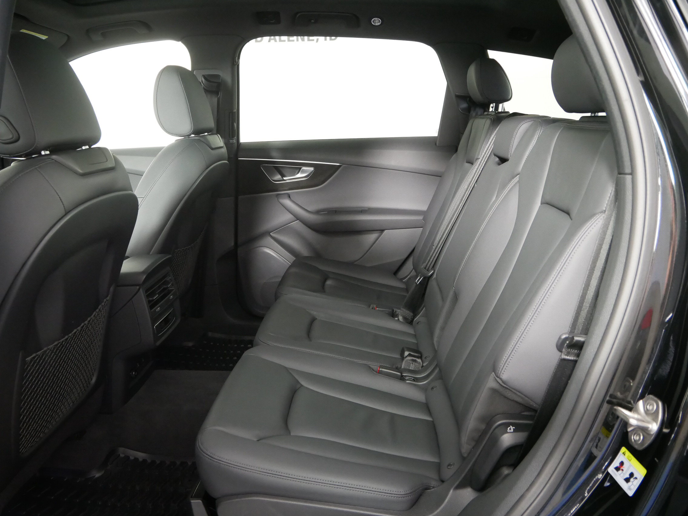 Used 2023 Audi Q7 2.0T Premium w/ Convenience Package AWD/4WD image 13