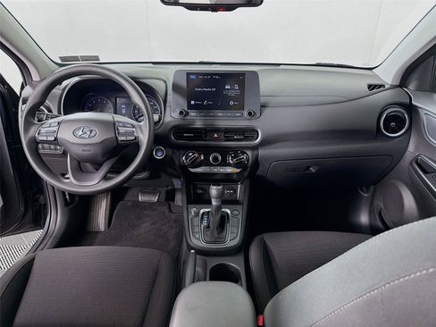 Used 2023 Hyundai Kona SEL AWD/4WD image 25