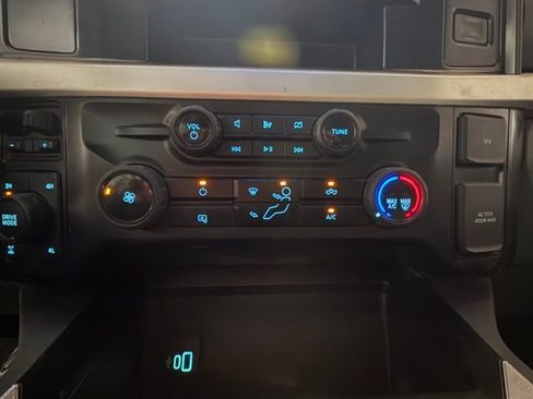 Used 2024 Ford F250 XLT w/ FX4 Off-Road Package image 19