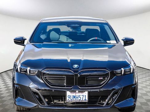 Used 2025 BMW i5 M60 w/ Executive Package image 2