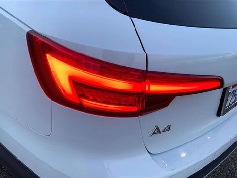 Used 2017 Audi A4 2.0T allroad Premium Plus w/ Premium Plus Package image 29