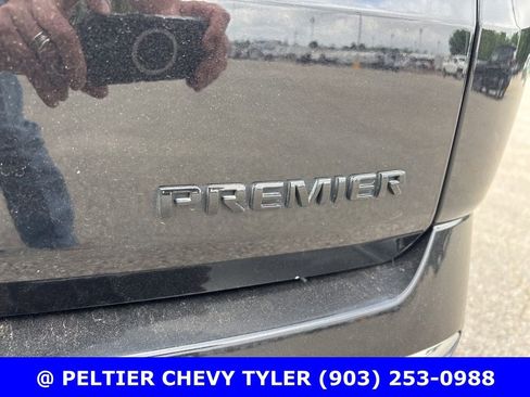Used 2019 Chevrolet Traverse Premier w/ LPO, Blackout Package image 9