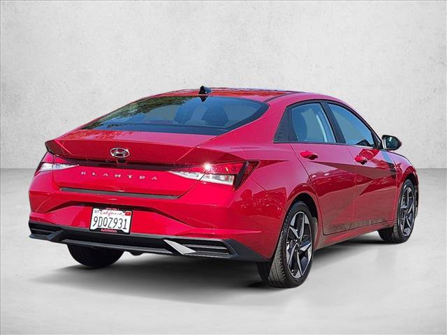 Used 2023 Hyundai Elantra SEL w/ Convenience Package FWD image 5