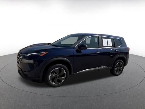 Used 2025 Nissan Rogue SV AWD/4WD image 8
