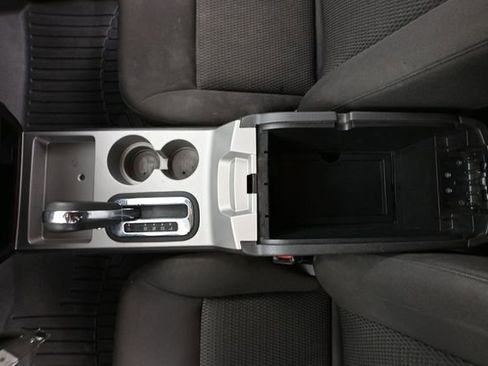 Used 2010 Ford Edge SE FWD image 31