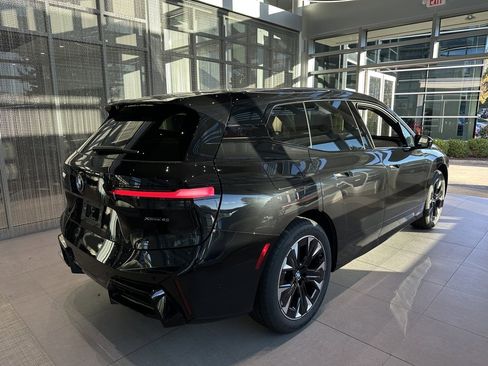 New 2026 BMW iX xDrive45 image 6